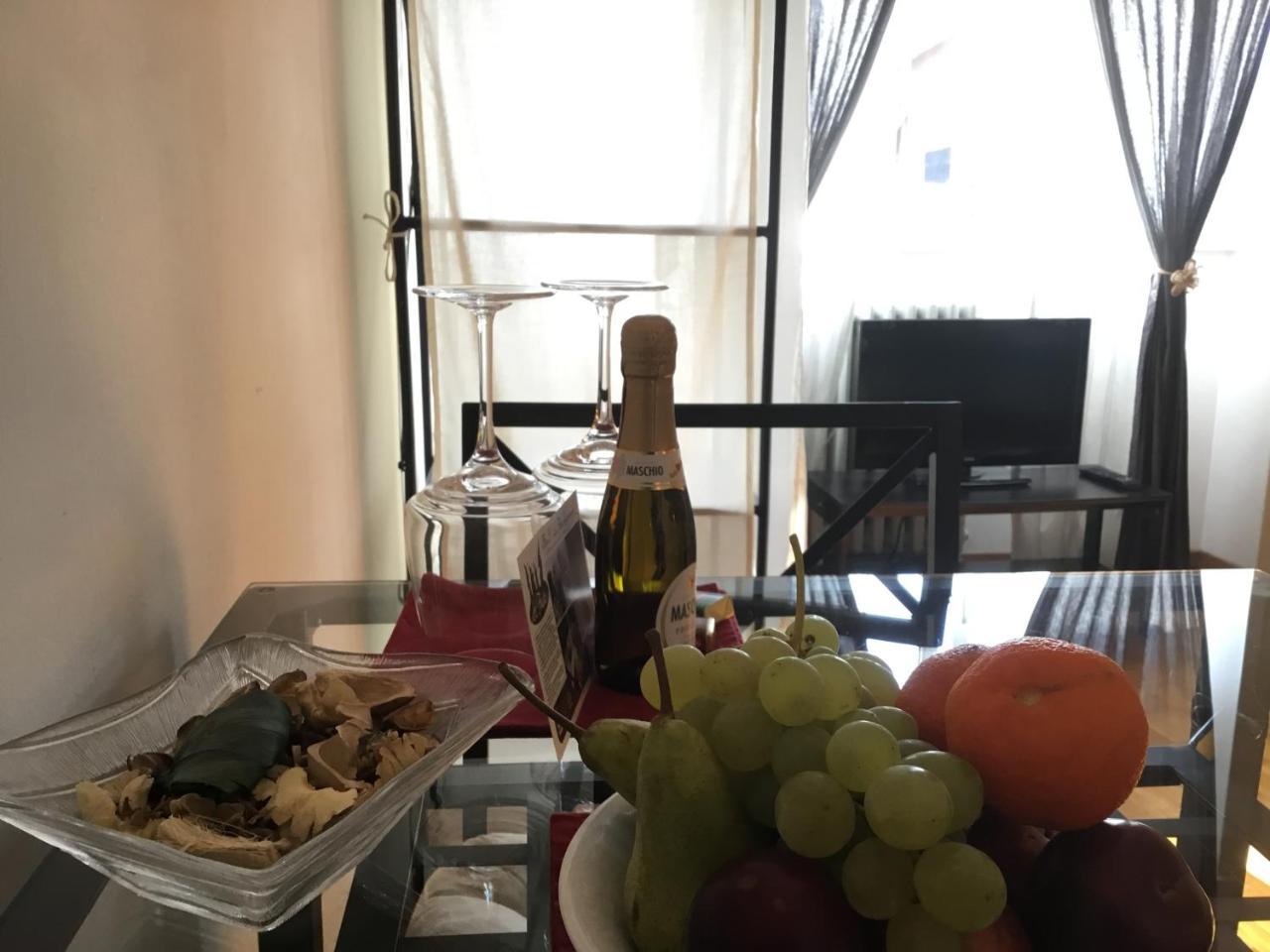 Le Fate Apartments Рим Экстерьер фото