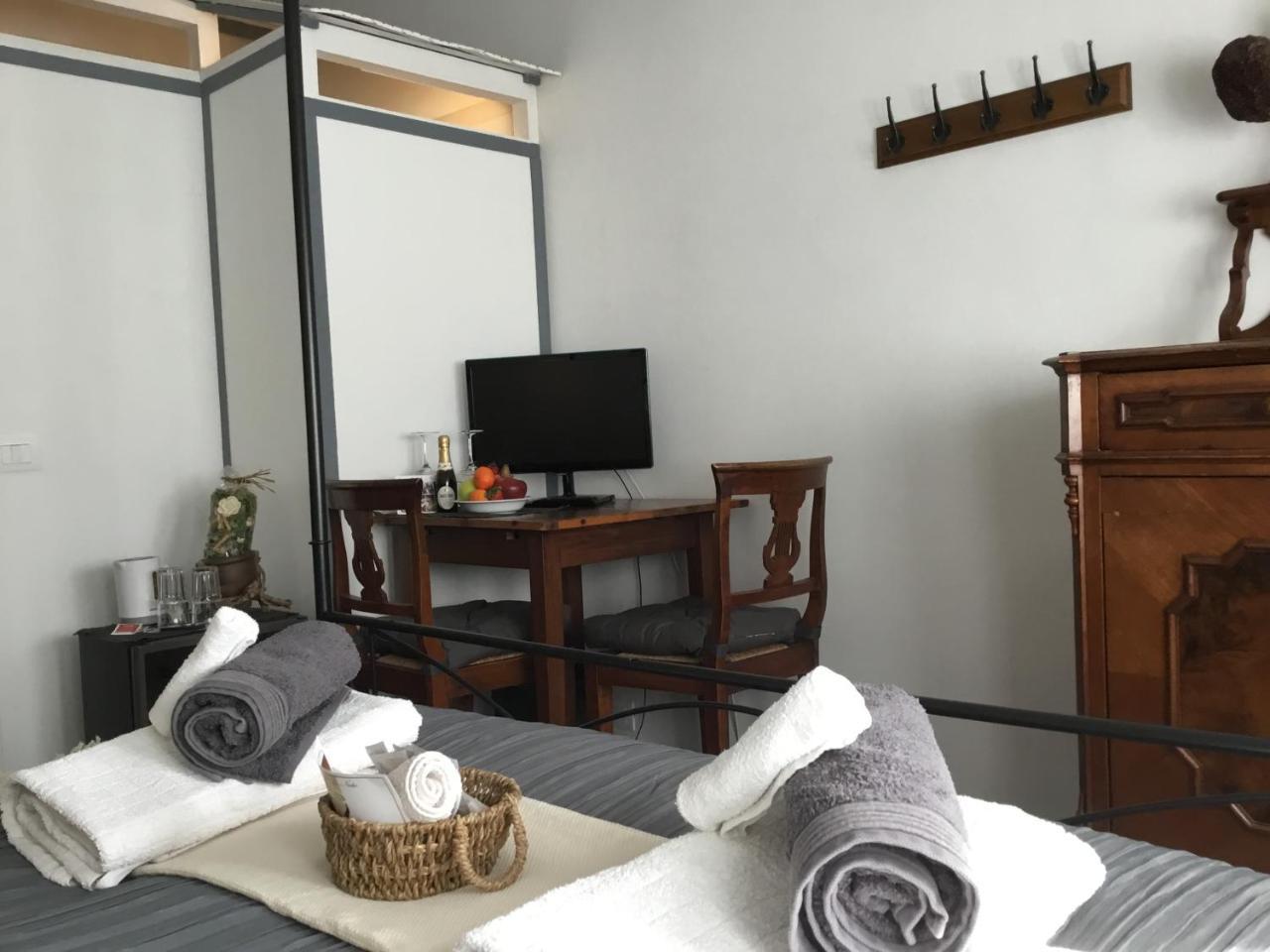 Le Fate Apartments Рим Экстерьер фото